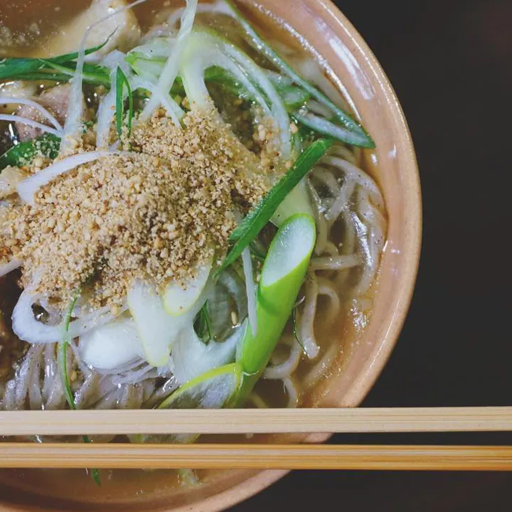 year-crossing noodles