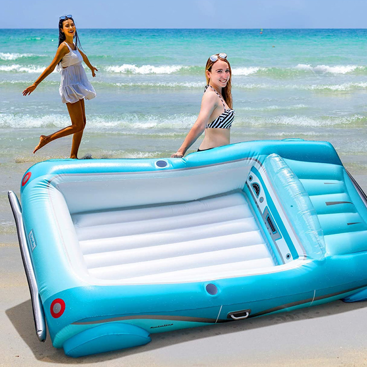 Convertible Car pool float