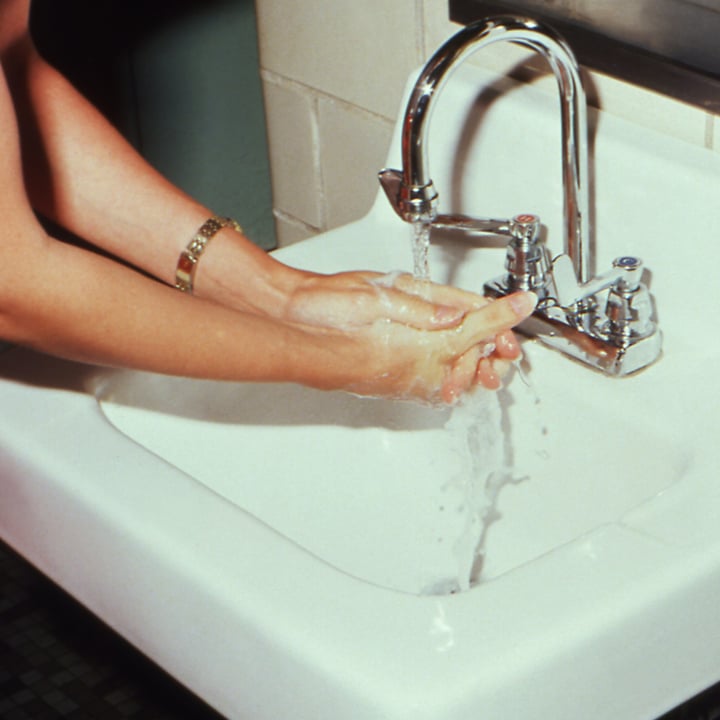Travel Diseases_wash hands