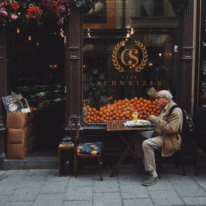 Watch the time of day