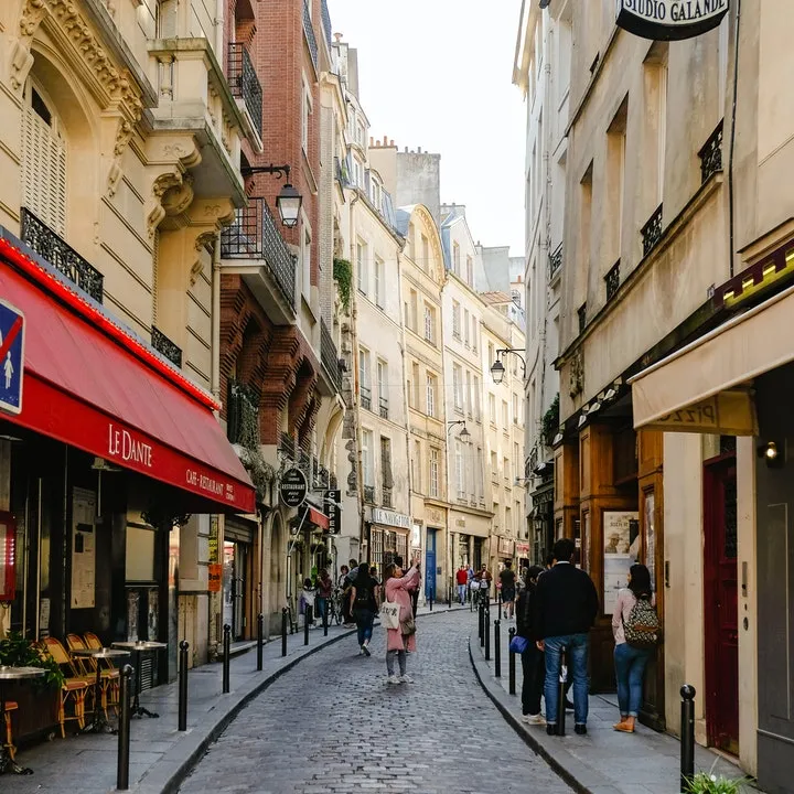 One tip for hotel room safety is to know the area you’re staying in.